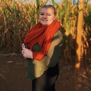 Meet your Posher, Haley